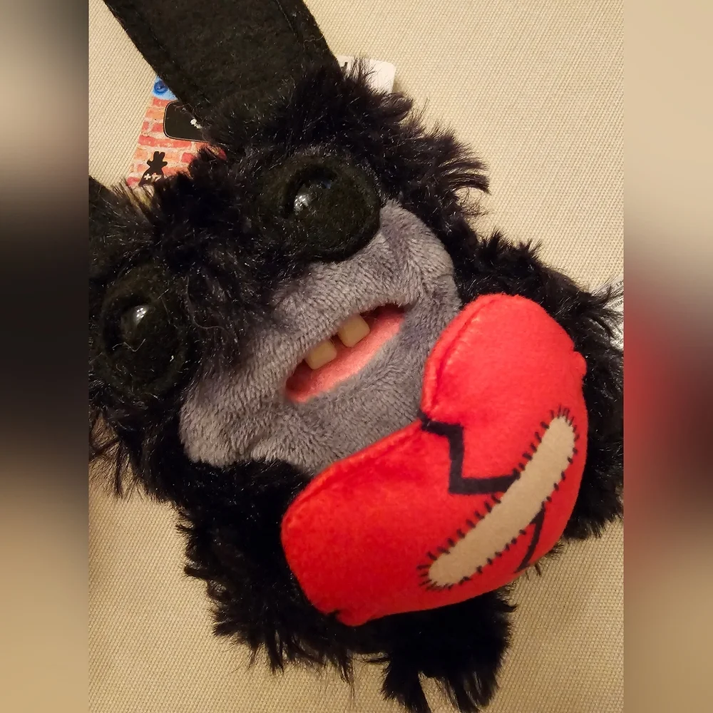 NWT Zuru Fuggler Funny Ugly Monster Fuggler Keyring